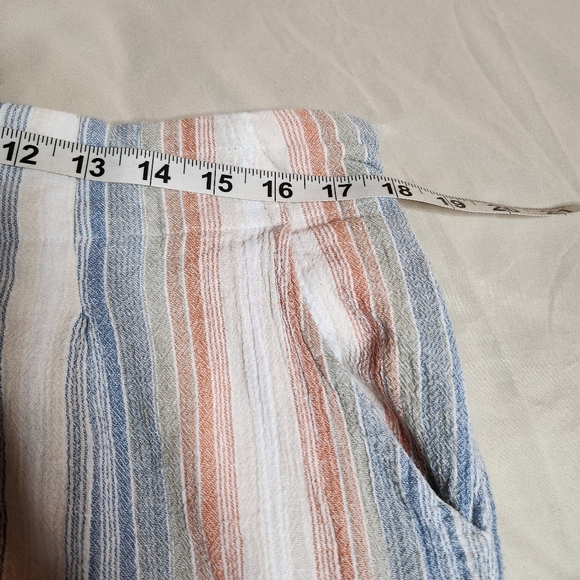 🤩Charlotte Russe Women's Striped Pull On Capris Size XL - Picture 5 of 8